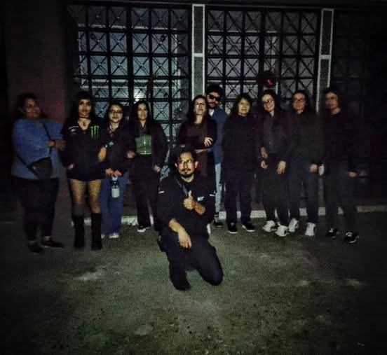 Ruta en Cementerio General con grupo